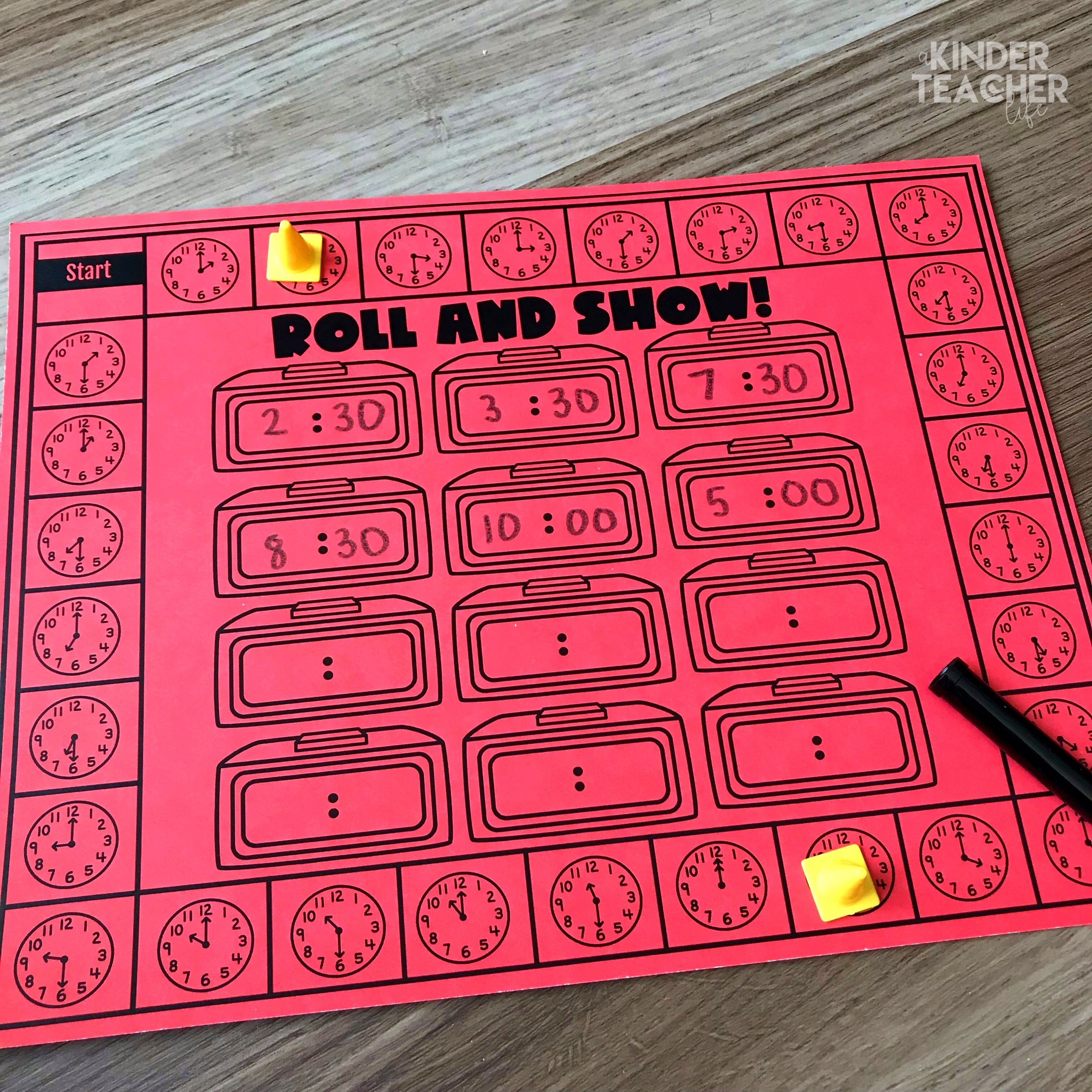Roll and show telling time game - Hands-on telling time math center activities for first grade students. 